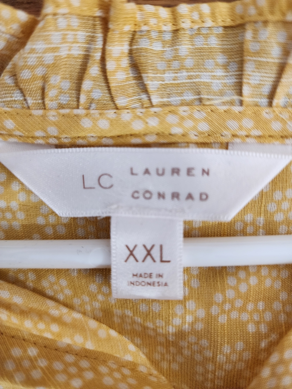 LC Lauren Conrad Yellow White Dot Button-Front Top - Picture 6 of 7